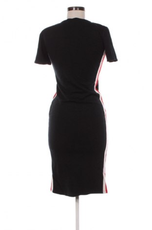 Ruha Bershka, Méret M, Szín Sokszínű, Ár 2 000 Ft