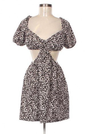 Šaty  Bershka, Velikost M, Barva Vícebarevné, Cena  289,00 Kč