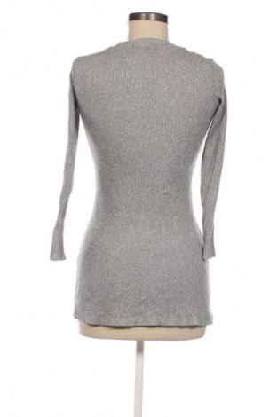 Рокля Bershka, Размер S, Цвят Сив, Цена 2,55 €