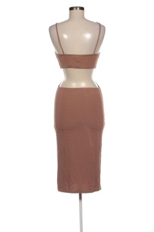 Šaty  Bershka, Velikost M, Barva Hnědá, Cena  199,00 Kč