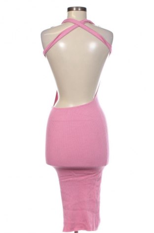 Рокля Bershka, Размер M, Цвят Розов, Цена 6,64 €
