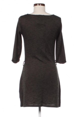 Šaty  Cache Cache, Velikost XS, Barva Vícebarevné, Cena  59,00 Kč