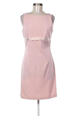 Φόρεμα City Triangles, Μέγεθος M, Χρώμα Ρόζ , Τιμή 3,99 €