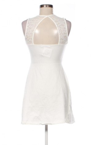 Kleid Even&Odd, Größe M, Farbe Weiß, Preis € 5,99