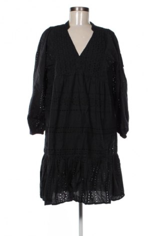 Šaty  F&F, Veľkosť M, Farba Čierna, Cena  5,05 €