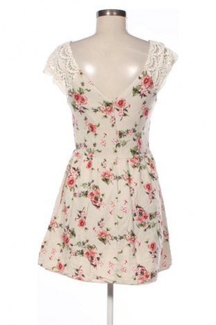 Šaty  Forever 21, Velikost M, Barva Vícebarevné, Cena  219,00 Kč