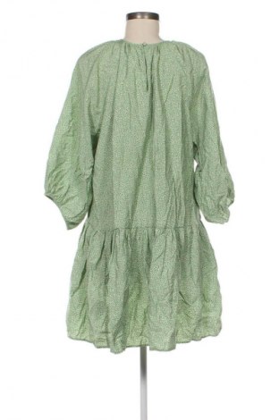 Šaty  H&M, Velikost M, Barva Vícebarevné, Cena  139,00 Kč