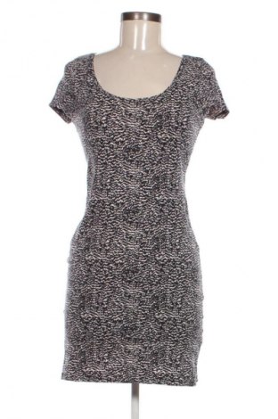 Šaty  H&M, Veľkosť S, Farba Viacfarebná, Cena  8,18 €