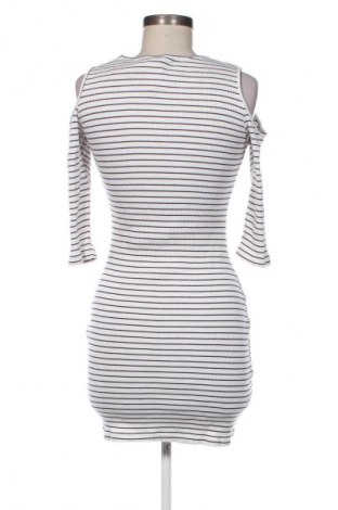 Šaty  H&M Divided, Velikost M, Barva Vícebarevné, Cena  109,00 Kč