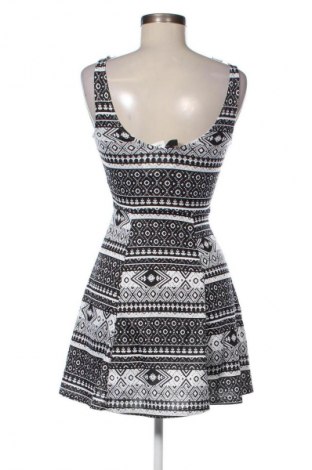 Šaty  H&M Divided, Veľkosť XS, Farba Viacfarebná, Cena  9,15 €