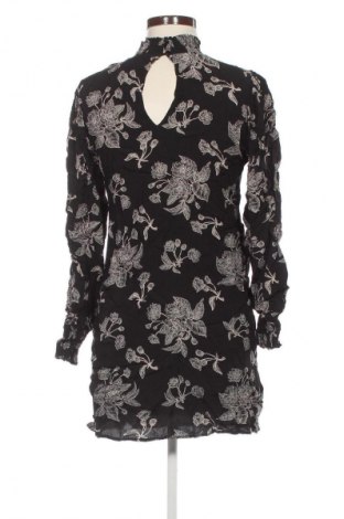 Šaty  KappAhl, Velikost M, Barva Vícebarevné, Cena  69,00 Kč