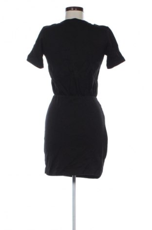 Рокля Mango, Размер S, Цвят Черен, Цена 2,55 €