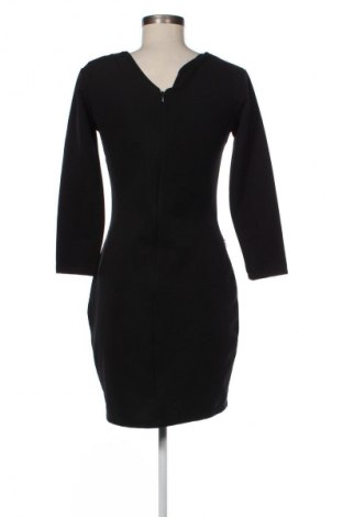 Рокля Mohito, Размер L, Цвят Черен, Цена 6,13 €