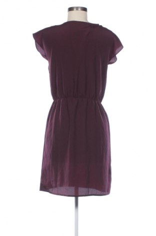 Šaty  Monki, Velikost XS, Barva Červená, Cena  190,00 Kč