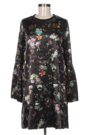 Kleid Norr, Größe M, Farbe Mehrfarbig, Preis € 10,99