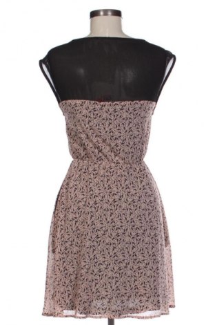 Kleid ONLY, Größe XS, Farbe Mehrfarbig, Preis € 6,99