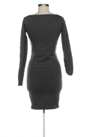 Šaty  Promod, Velikost M, Barva Šedá, Cena  269,00 Kč