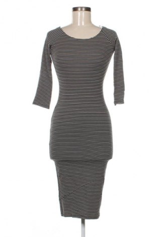 Kleid Pull&Bear, Größe S, Farbe Mehrfarbig, Preis 6,99 €