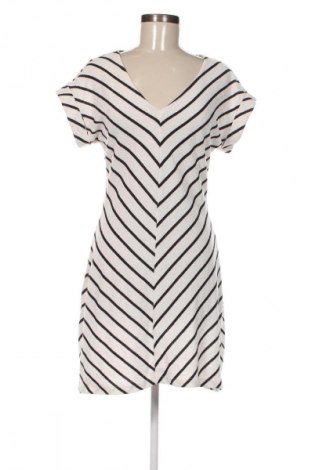 Šaty  Reserved, Velikost L, Barva Vícebarevné, Cena  389,00 Kč