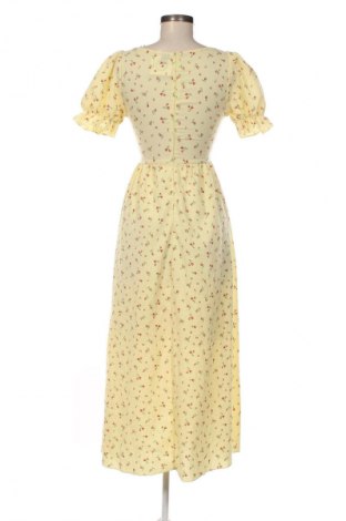 Рокля SHEIN, Размер S, Цвят Многоцветен, Цена 20,45 €