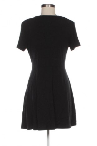 Šaty  SHEIN, Veľkosť L, Farba Čierna, Cena  5,95 €