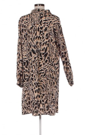 Kleid Taifun, Größe M, Farbe Mehrfarbig, Preis 23,99 €