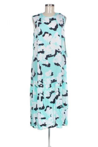 Ruha Taifun, Méret L, Szín Sokszínű, Ár 17 699 Ft