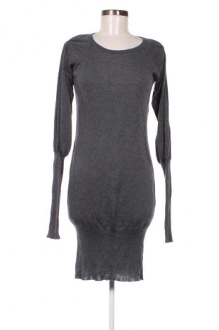 Рокля Ted Baker, Размер M, Цвят Сив, Цена 10,22 €