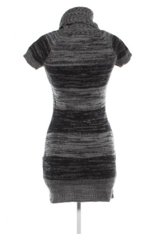 Kleid Terranova, Größe S, Farbe Mehrfarbig, Preis 3,99 €