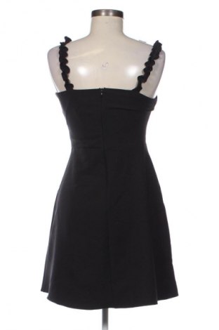 Šaty  Trendyol, Velikost M, Barva Černá, Cena  439,00 Kč