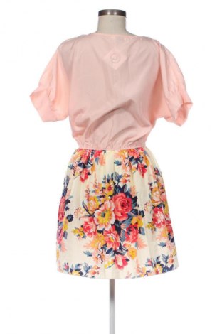 Šaty  Unbranded, Velikost M, Barva Vícebarevné, Cena  229,00 Kč