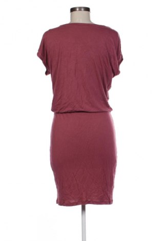 Ruha Unbranded, Méret M, Szín Piros, Ár 3 689 Ft