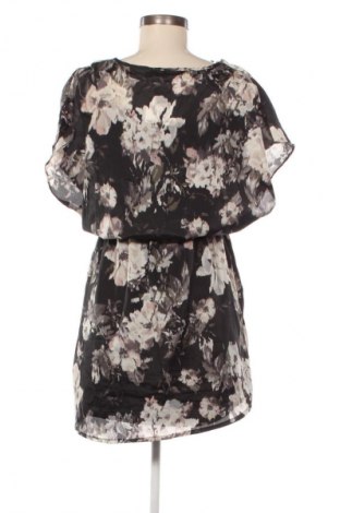 Šaty  Unbranded, Velikost M, Barva Vícebarevné, Cena  229,00 Kč