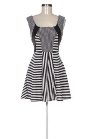 Ruha Unbranded, Méret M, Szín Sokszínű, Ár 3 689 Ft