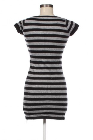 Šaty  Unbranded, Velikost S, Barva Vícebarevné, Cena  69,00 Kč