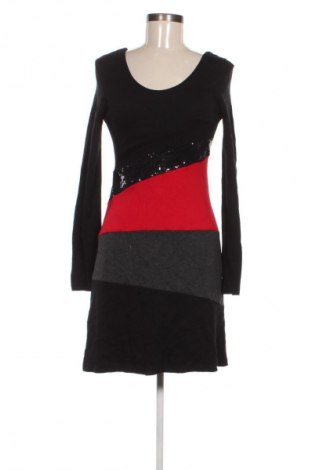 Рокля Unbranded, Размер M, Цвят Многоцветен, Цена 2,55 €