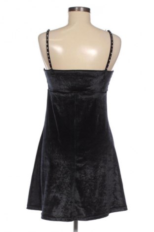 Ruha Unbranded, Méret M, Szín Fekete, Ár 3 609 Ft