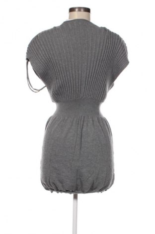 Ruha Unbranded, Méret M, Szín Szürke, Ár 879 Ft