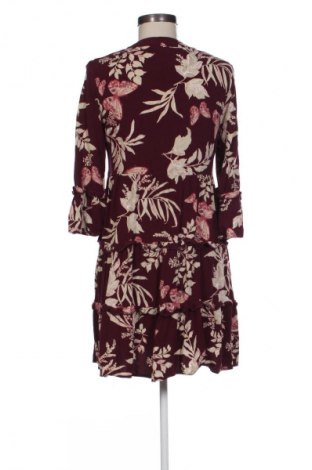 Šaty  Vero Moda, Veľkosť M, Farba Viacfarebná, Cena  5,50 €