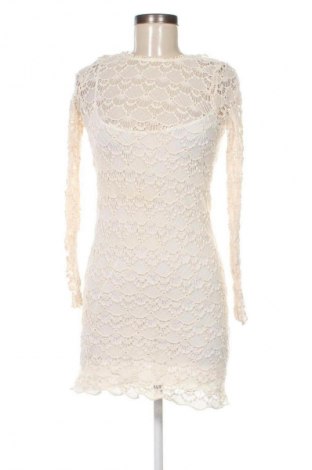 Рокля Zara Trafaluc, Размер S, Цвят Екрю, Цена 3,57 €