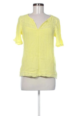 Bluză de femei S.Oliver, Mărime XS, Culoare Galben, Preț 71,00 Lei, #137875996