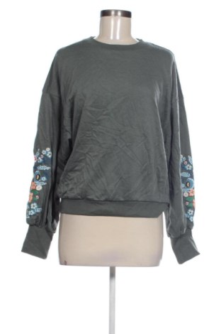 Дамска блуза ONLY, Размер M, Цвят Зелен, Цена 7,66 €, #137885490