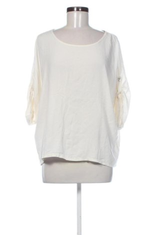 Női blúz Unbranded, Méret M, Szín Ekrü
, Ár 3 546 Ft, #137891857