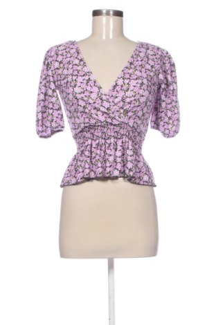 Damen Shirt Stradivarius, Größe S, Farbe Mehrfarbig, Preis 10,00 €, #137882755