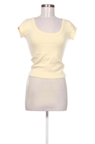 Damen T-Shirt Zara, Größe L, Farbe Gelb, Preis 6,00 €, #137865076