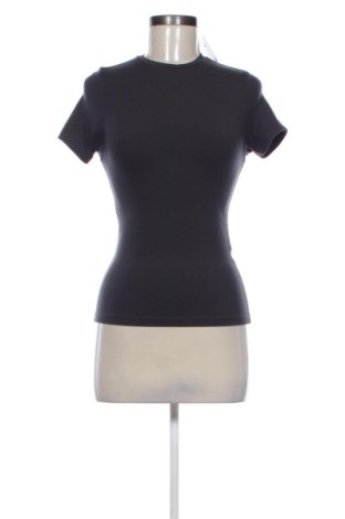 Tricou de femei Unbranded, Mărime S, Culoare Negru, Preț 47,24 Lei, #137870983