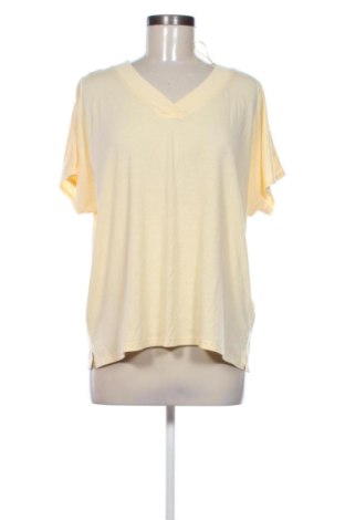 Tricou de femei Unbranded, Mărime XXL, Culoare Galben, Preț 48,00 Lei, #137890415