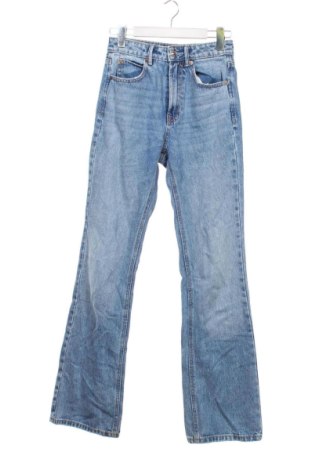 Blugi de femei Stradivarius, Mărime S, Culoare Albastru, Preț 69,99 Lei, #137839226