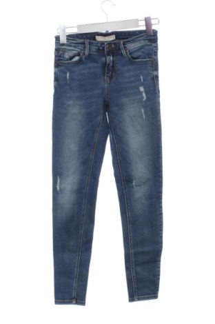 Dámske džínsy  Stradivarius, Veľkosť XS, Farba Modrá, Cena  14,86 €, #137844507