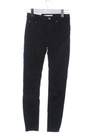 Dámske džínsy  Zara, Veľkosť XS, Farba Čierna, Cena  32,00 €, #137858468